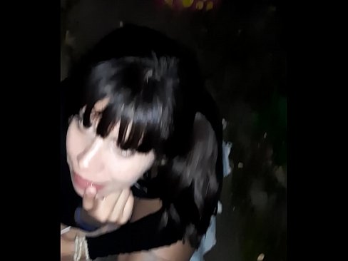 ❤️ Na ulici natečen penis u zamjenu za slatkiše ❤️❌ Seks video kod nas ﹏