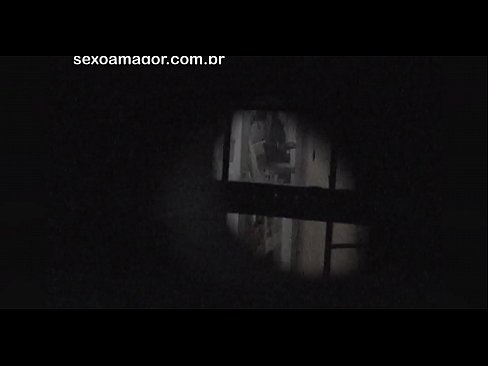 ❤️ Plavušu tajno snima voajer iz susjedstva skriven iza šupljih cigli ❤️❌ Seks video kod nas ﹏